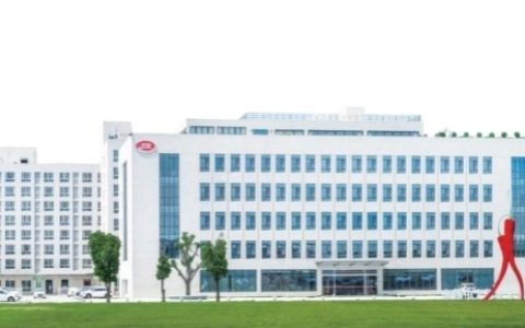 卫龙开放沟通，透明生产，守护消费者信任