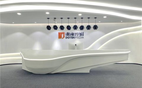 东娱传媒专业赋能，yoose有色携手王一博开启品牌新纪元