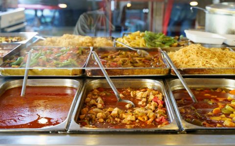 年夜饭预制菜卖爆了，引来上市公司竞逐万亿级赛道