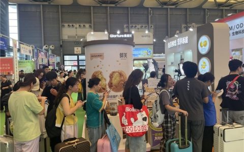 亚洲宠物展圆满收官，鲜芙新品革新上市！