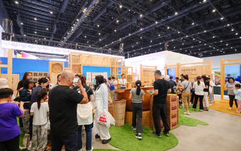 巴奴食材展首登国际舞台，地理标志产品点亮国际博览会