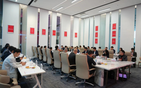 强强联手，共启新篇丨欧力士、东方资产、俊发、龙湖达成战略合作