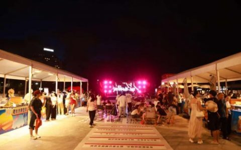 双节同庆！平潭龙王头海洋公园“国庆×中秋创意集市”火热启幕，点燃金秋狂欢热潮