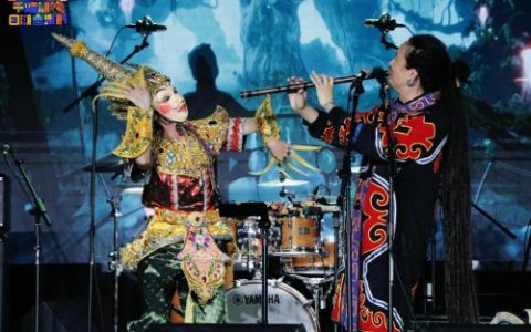 十方融海艺术大使阿晶出席千灯湖国潮盛典，共绘全球文化共鸣新图景