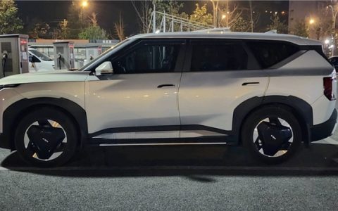 冬日里的温暖伙伴：我的起亚EV5家庭纯电生活手记