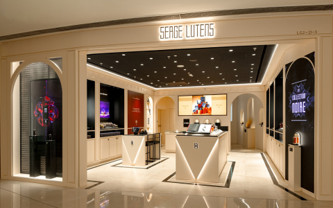 光影新篇 寻踪香韵 SERGE LUTENS芦丹氏中国大陆首家独立形象店艺境启幕