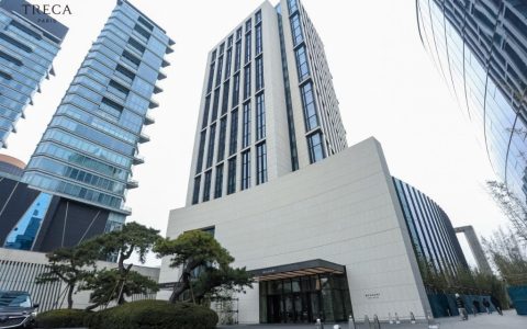 著名钢琴家理查德·克莱德曼赴约北京宝格丽酒店套房，感受法式睡眠艺术并盛赞法国TRECA崔佧国宝级床垫